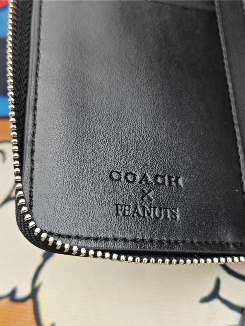 Coach Zip Around Wallet with Snoopy Print - Brown/White - Picture 3 of 11